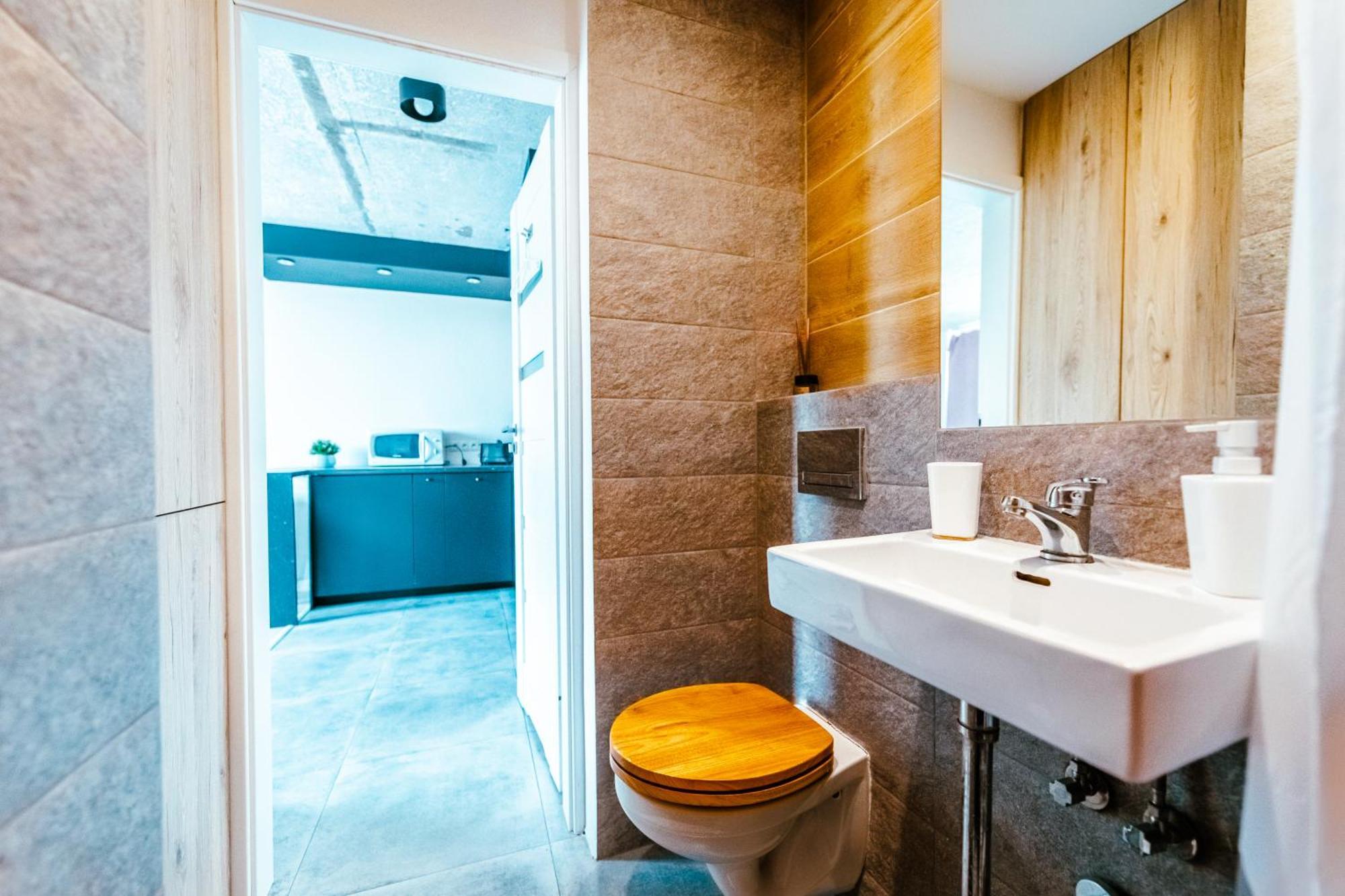 Industrial 9th Floor With Balcony And Views Apartment Warsaw